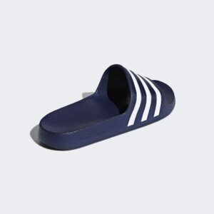 adidas Unisex Adilette Aqua Slides Schiebe-Sandalen in Dunkelblau - Leicht, Bequem und Schnell Trocknend