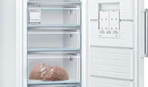 Bosch GSN58AWCV Serie 6 XXL-Gefrierschrank: Groß, leistungsstark und energieeffizient