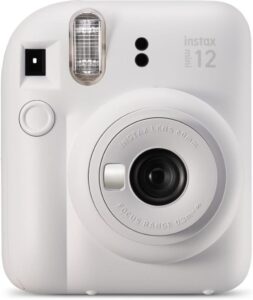 INSTAX Mini 12 Sofortbildkamera Clay-White - Die perfekte Kamera für lebendige, brillante Sofortbilder