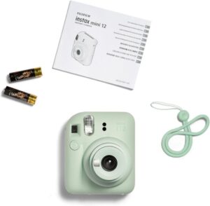 INSTAX Mini 12 Sofortbildkamera in Mint-Green - Perfekt für Selfies und Sofortbilder