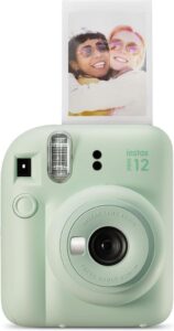 INSTAX Mini 12 Sofortbildkamera Mint-Green + Mini Film Standard (20/PK) - Dein neuer Begleiter für unvergessliche Momente