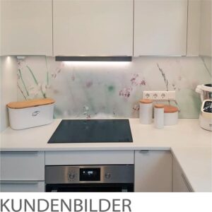 StickerProfis Küchenrückwand in Glasoptik mit Wildblumenwiese-Motiv - Selbstklebend und Versteift für alle Untergründe