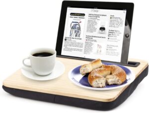 Kikkerland Halter mit Polster iBed Wood - Perfekter Begleiter für dein Apple iPad